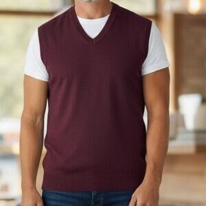 Vintage Brooks Brothers 100% Scottish Lambs Wool Size Medium Maroon Sweater Vest